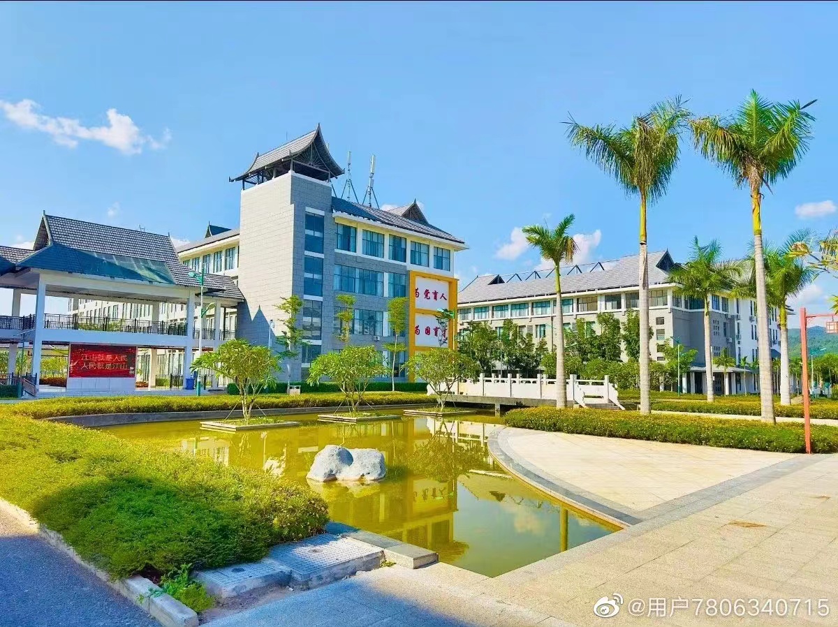 共建绿美校园提升育人环境西双版纳职业技术学院积极推进绿美校园建设